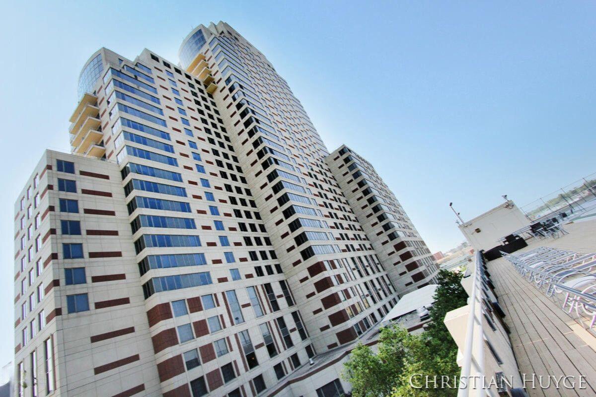 111 Campau Circle NW 1809